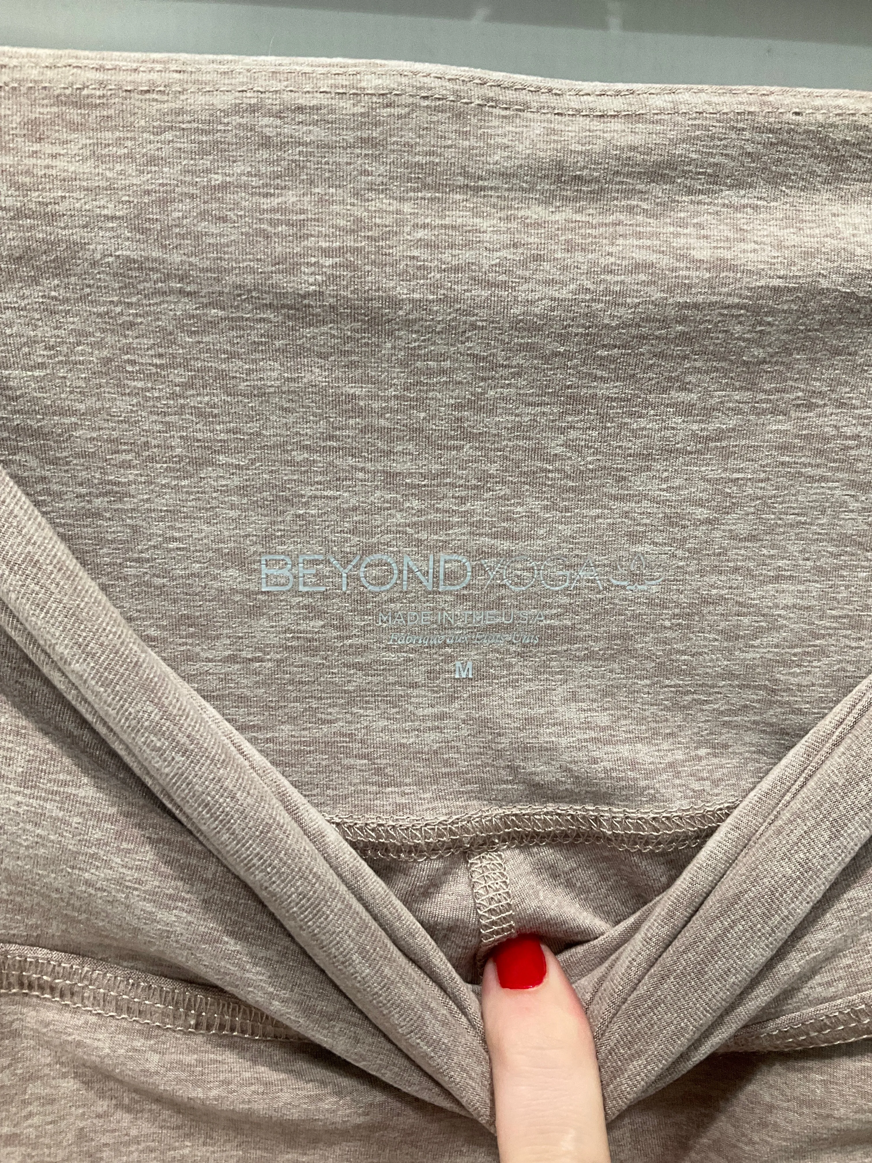 Athletic Leggings By Beyond Yoga  Size: M