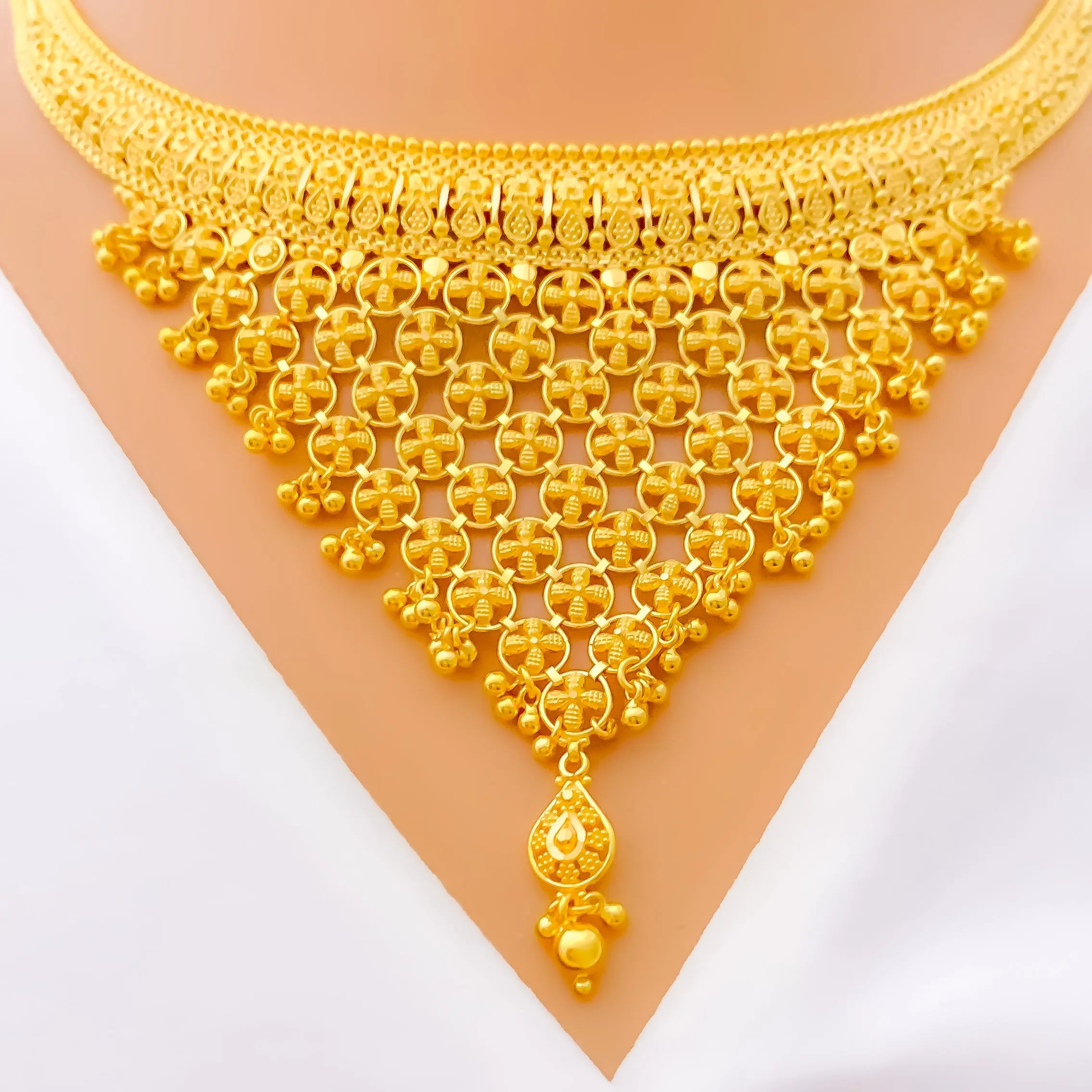 Blooming Netted Floral 22k Gold Necklace Set