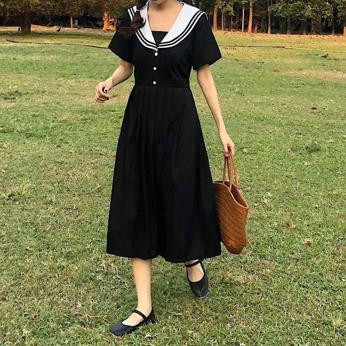 Navy Style Short Sleeved Pleat Dress