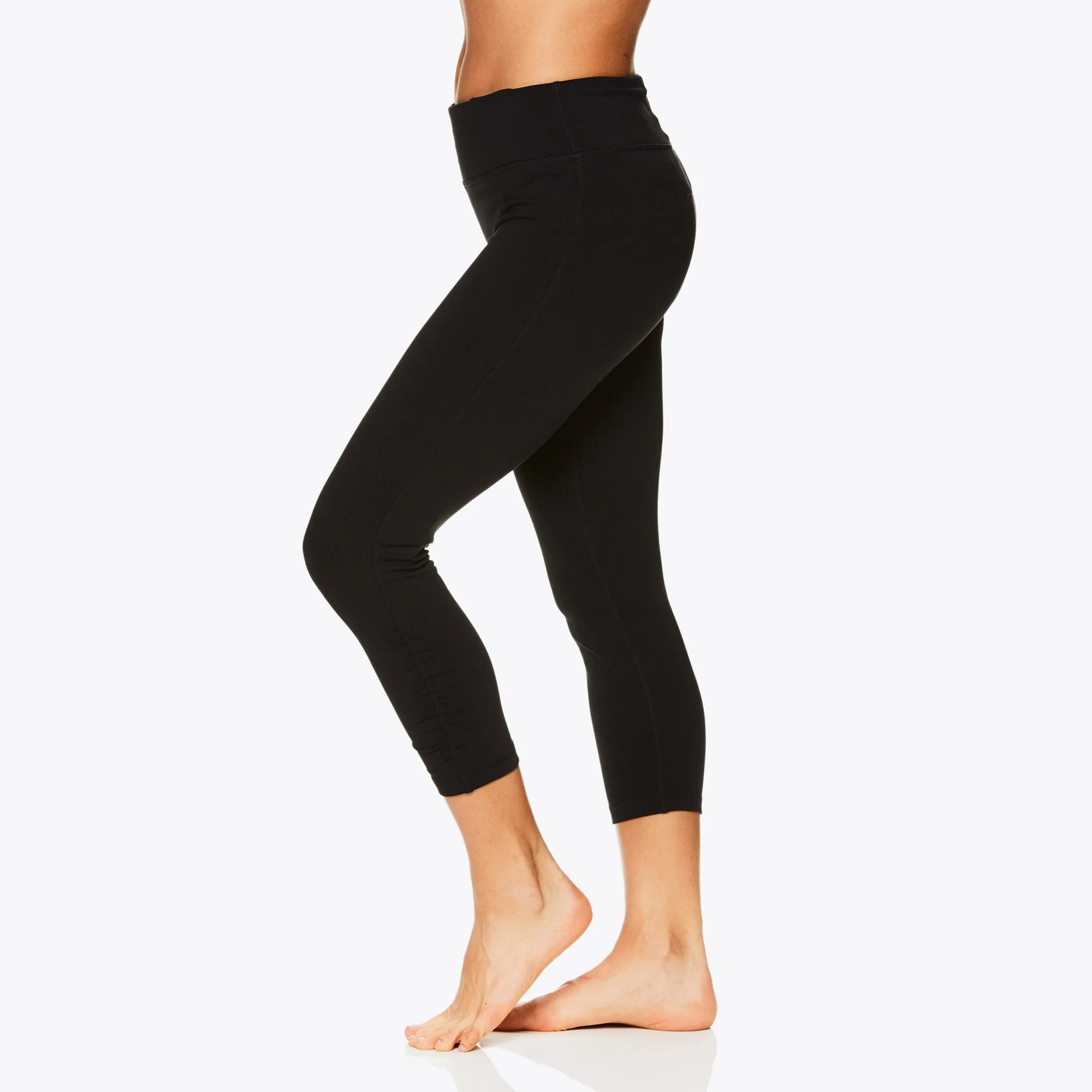 OM Yoga Capri