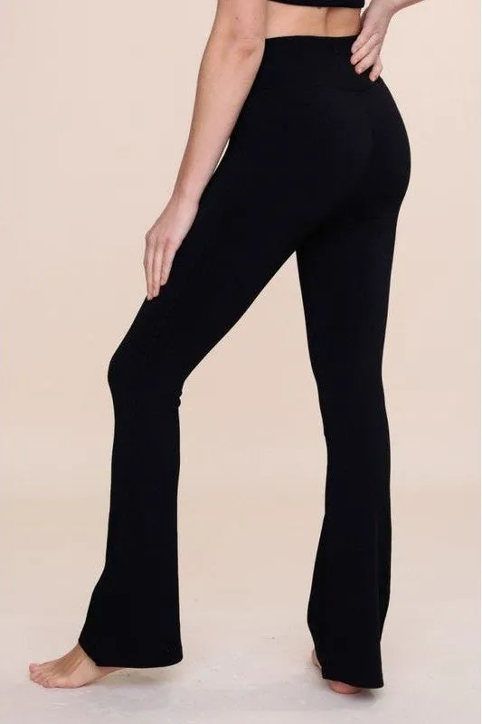 Ribbed Yoga Flare Pant