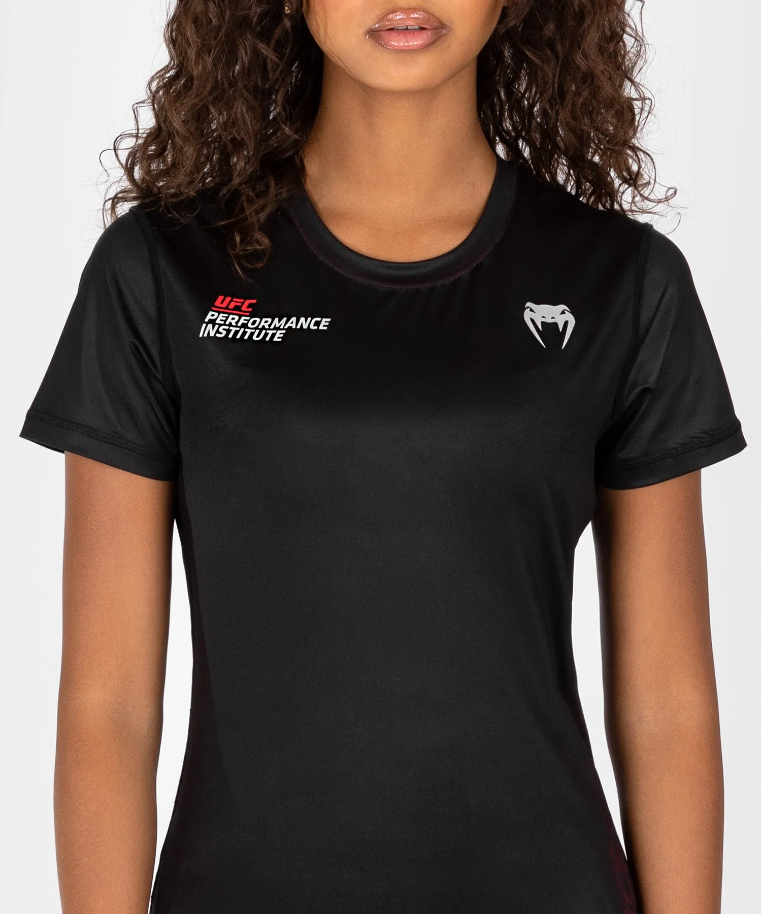 UFC Venum Performance Institute 2.0 Women’s Dry-Tech Shirt - Black/Red